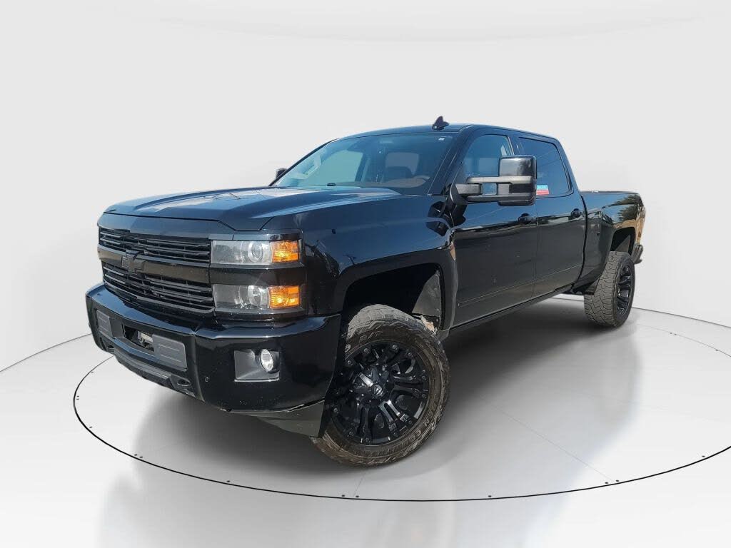 2015 Chevrolet Silverado 2500HD High Country Crew Cab 4WD