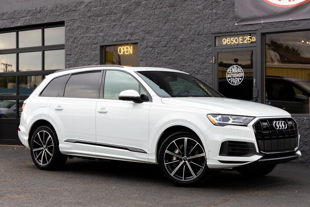 2020 Audi Q7 quattro Premium Plus 55 TFSI