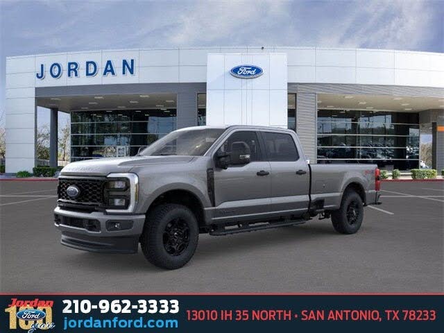 2026 Ford F-350 Super Duty XL Crew Cab 4WD