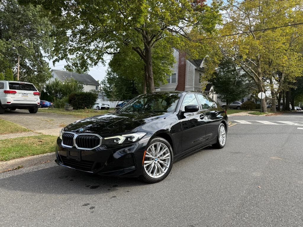 2023 BMW 3 Series 330i xDrive AWD