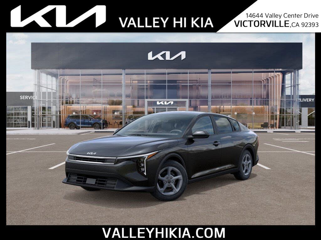 2025 Kia K4 LXS FWD