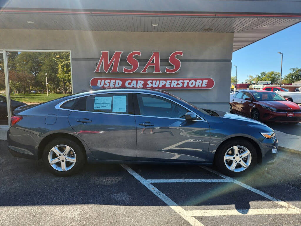2024 Chevrolet Malibu LT with 1LT FWD