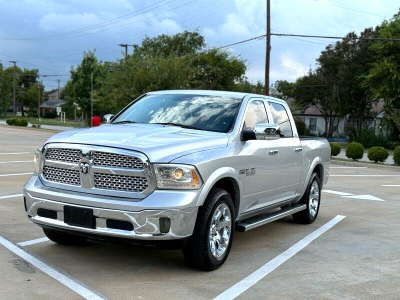 2015 RAM 1500 Laramie Crew Cab RWD