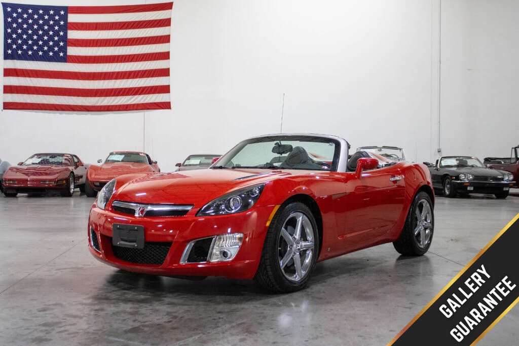 2008 Saturn Sky Red Line