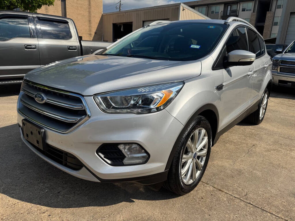 2017 Ford Escape Titanium FWD
