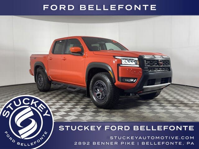 2025 Nissan Frontier PRO-4X Crew Cab 4WD