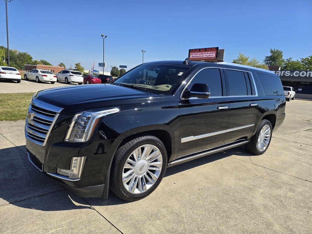 2018 Cadillac Escalade ESV Platinum 4WD