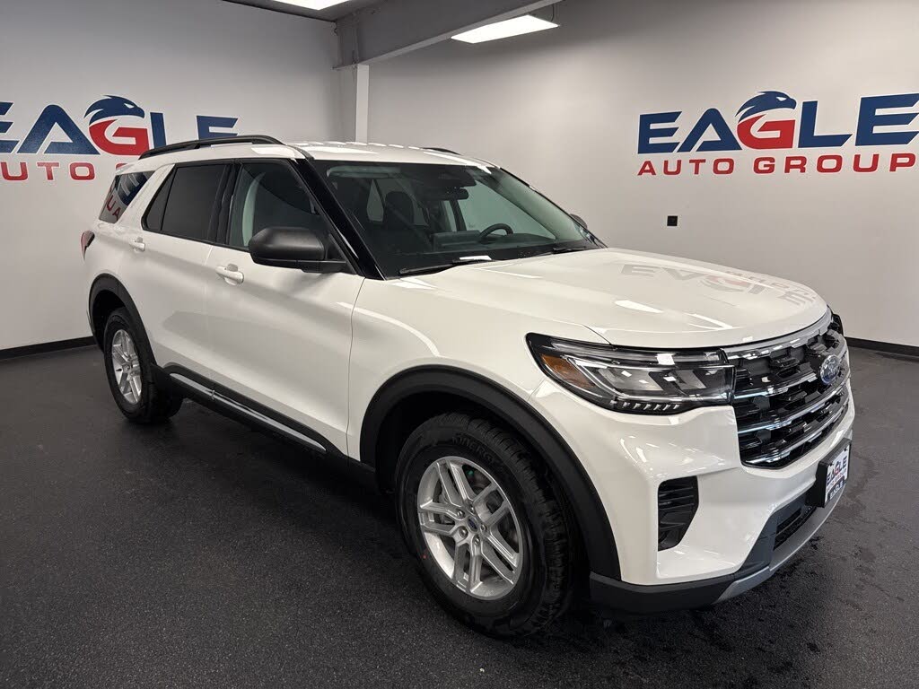 2025 Ford Explorer Active AWD