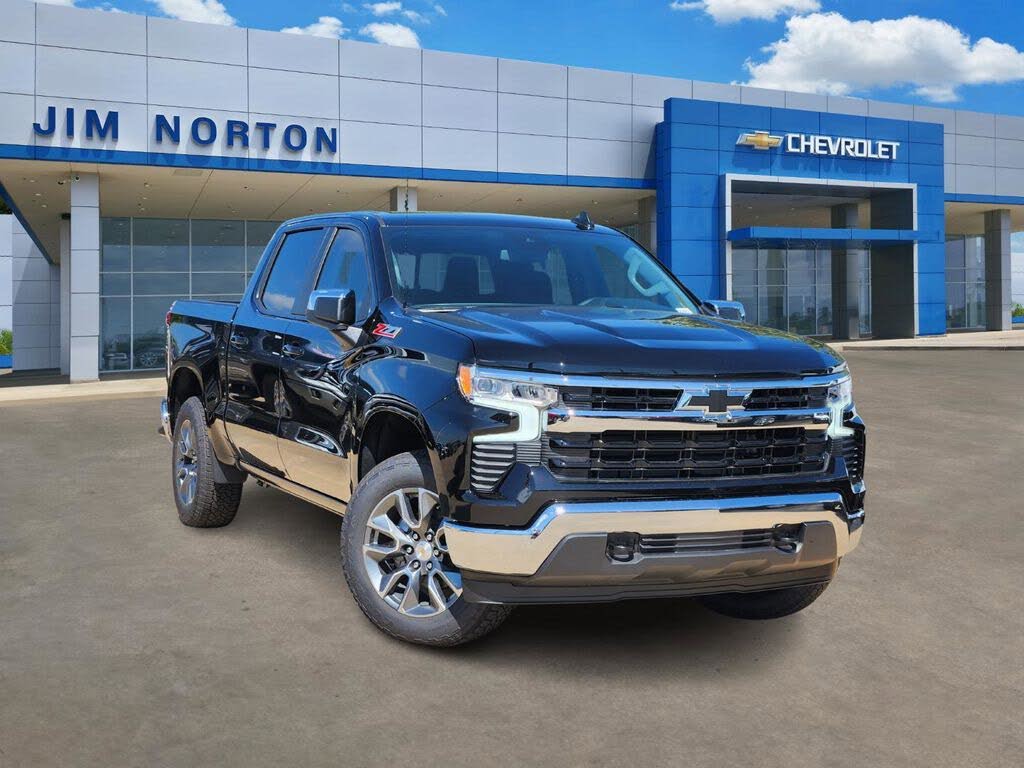 2025 Chevrolet Silverado 1500 LT Crew Cab 4WD