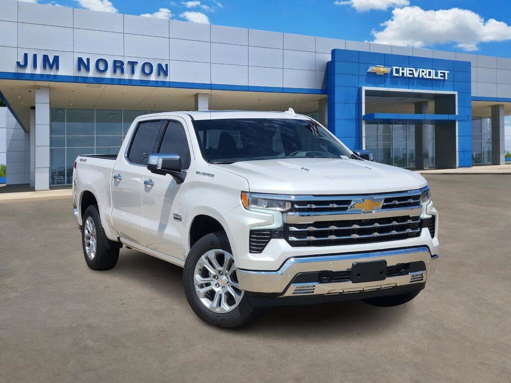 2025 Chevrolet Silverado 1500 LTZ Crew Cab 4WD