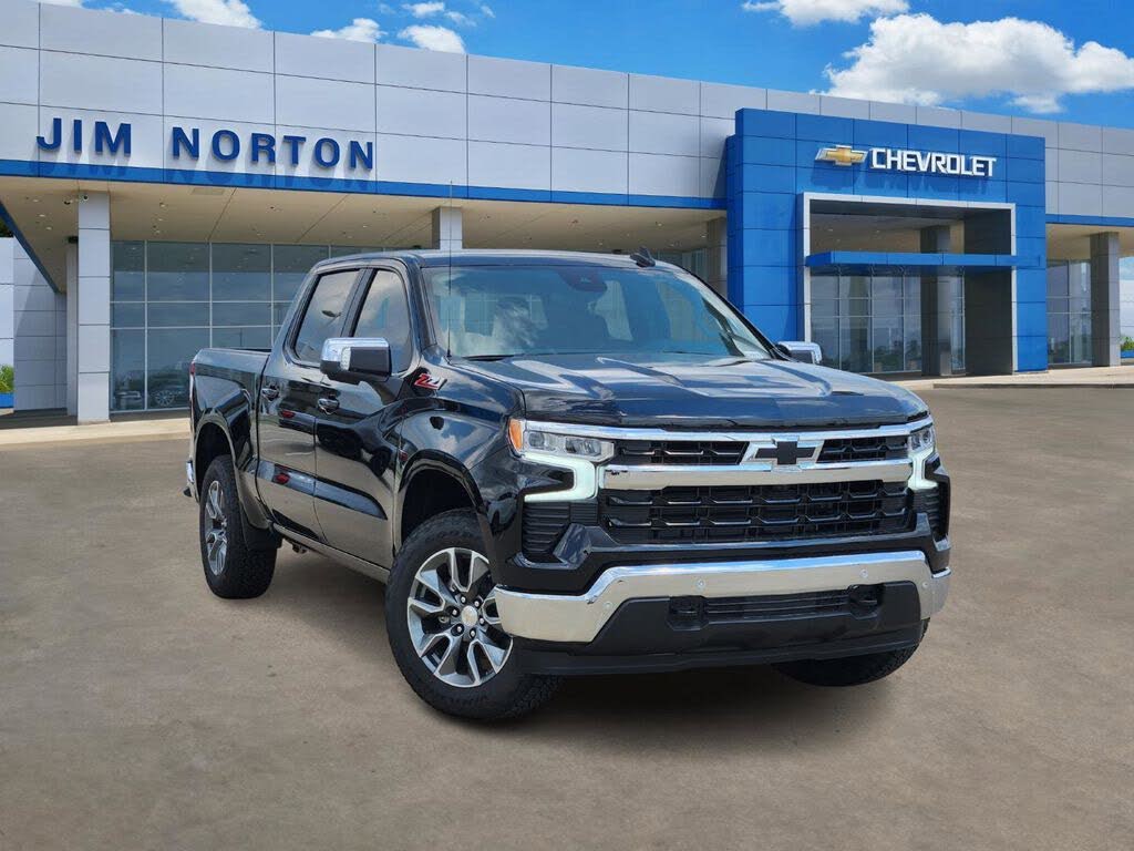 2025 Chevrolet Silverado 1500 LT Crew Cab 4WD