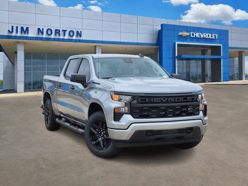 2026 Chevrolet Silverado 1500 Custom Crew Cab 4WD