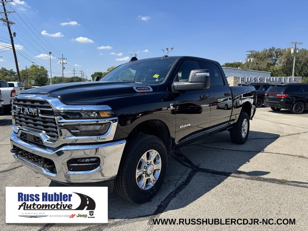 2025 RAM 2500 Big Horn Crew Cab 4WD