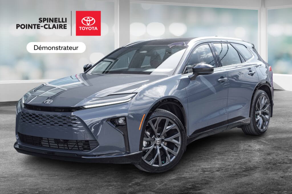 2025 Toyota Crown Signia Limited AWD