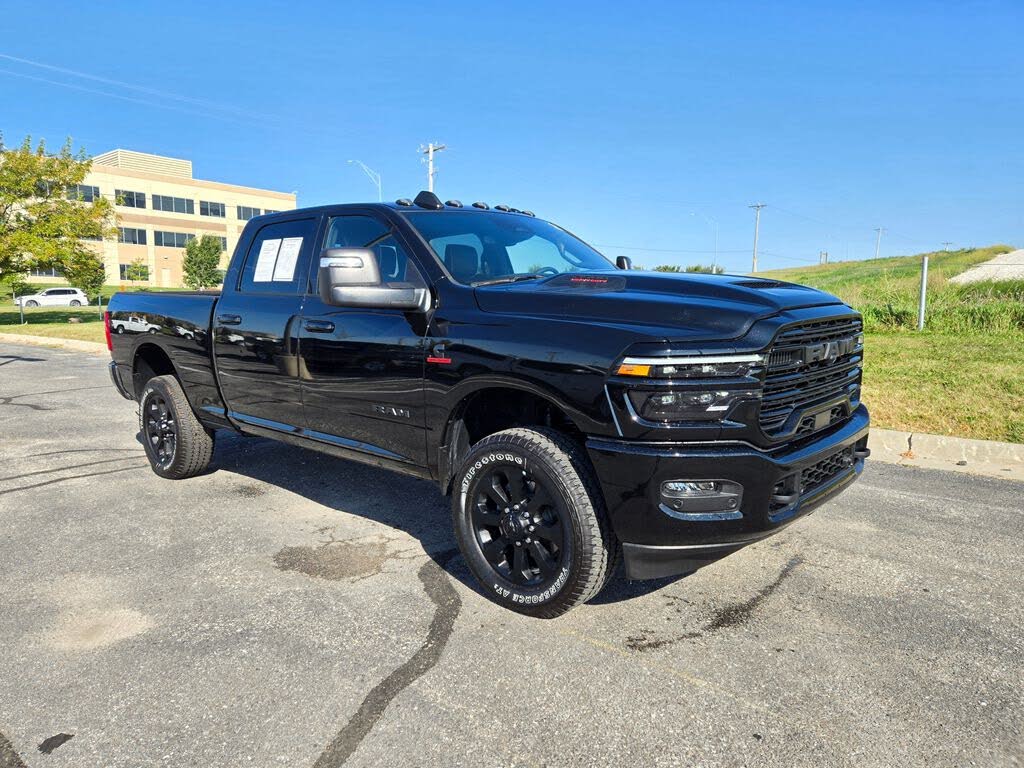 2025 RAM 2500 Laramie Crew Cab 4WD