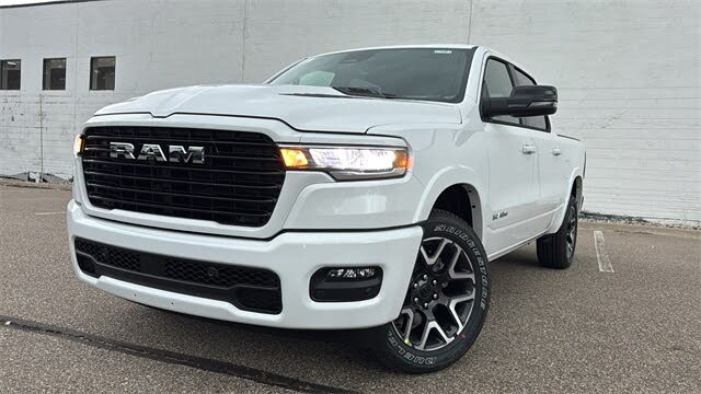 2026 RAM 1500 Laramie Crew Cab 4WD