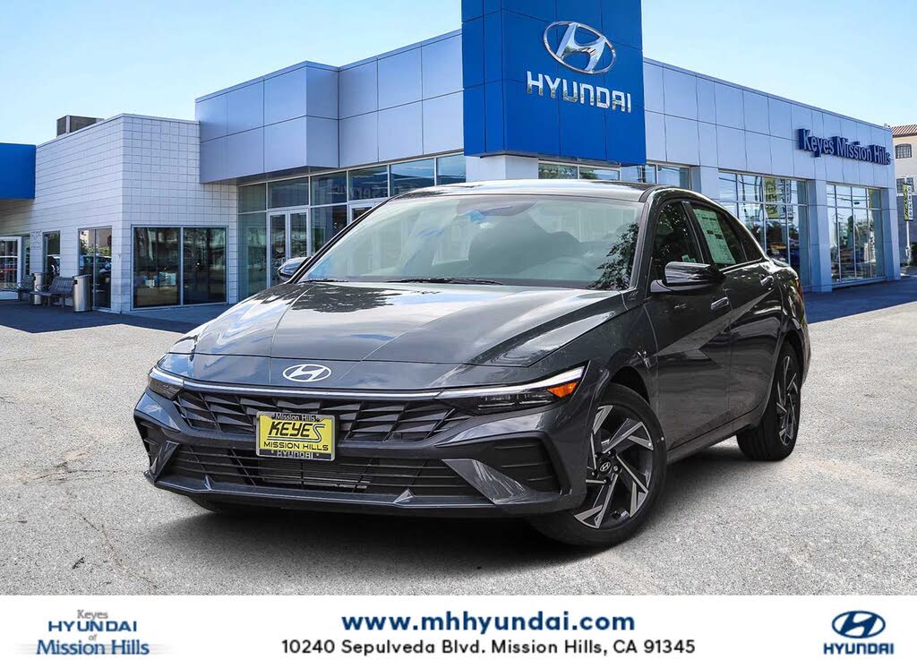 2025 Hyundai Elantra SEL Sport FWD