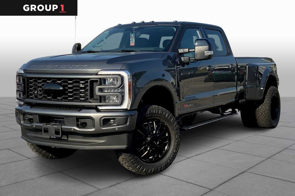 2025 Ford F-350 Super Duty Lariat Crew Cab LB DRW 4WD