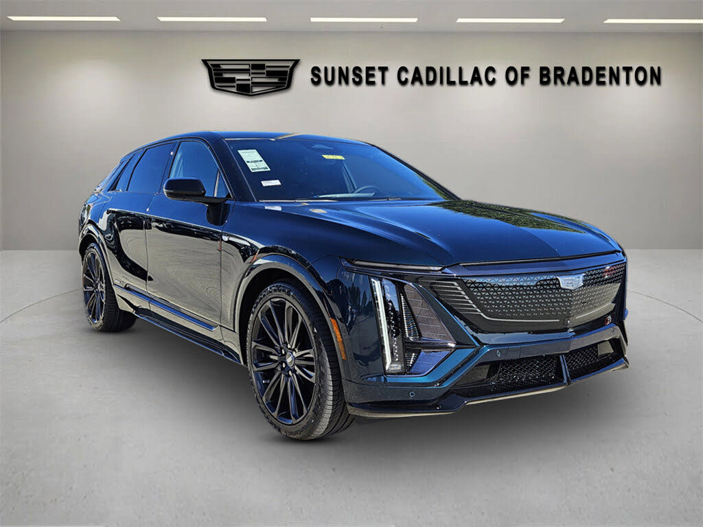 2026 Cadillac LYRIQ-V AWD