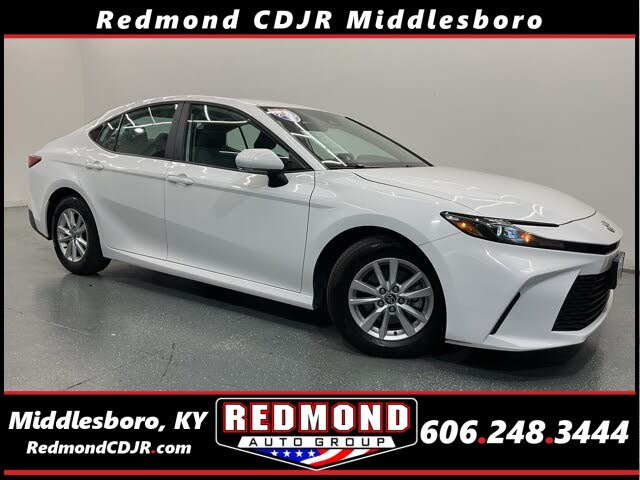 2025 Toyota Camry LE FWD