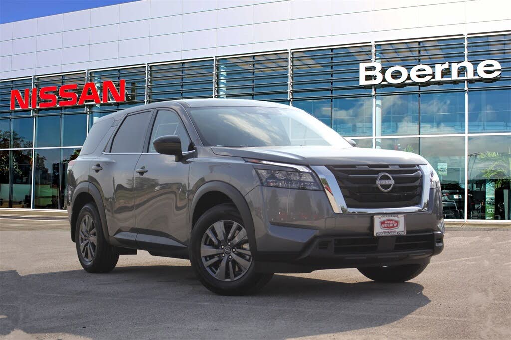 2025 Nissan Pathfinder S FWD
