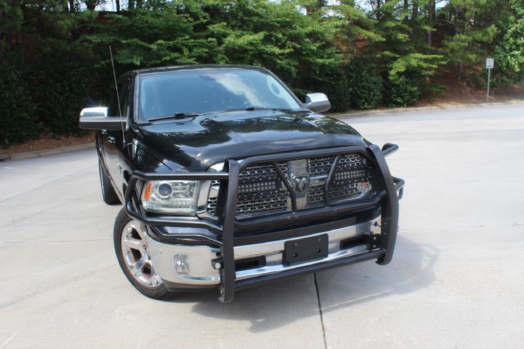 2016 RAM 1500 Laramie Crew Cab 4WD