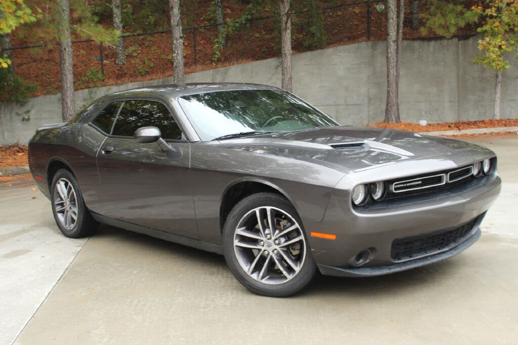 2019 Dodge Challenger SXT AWD