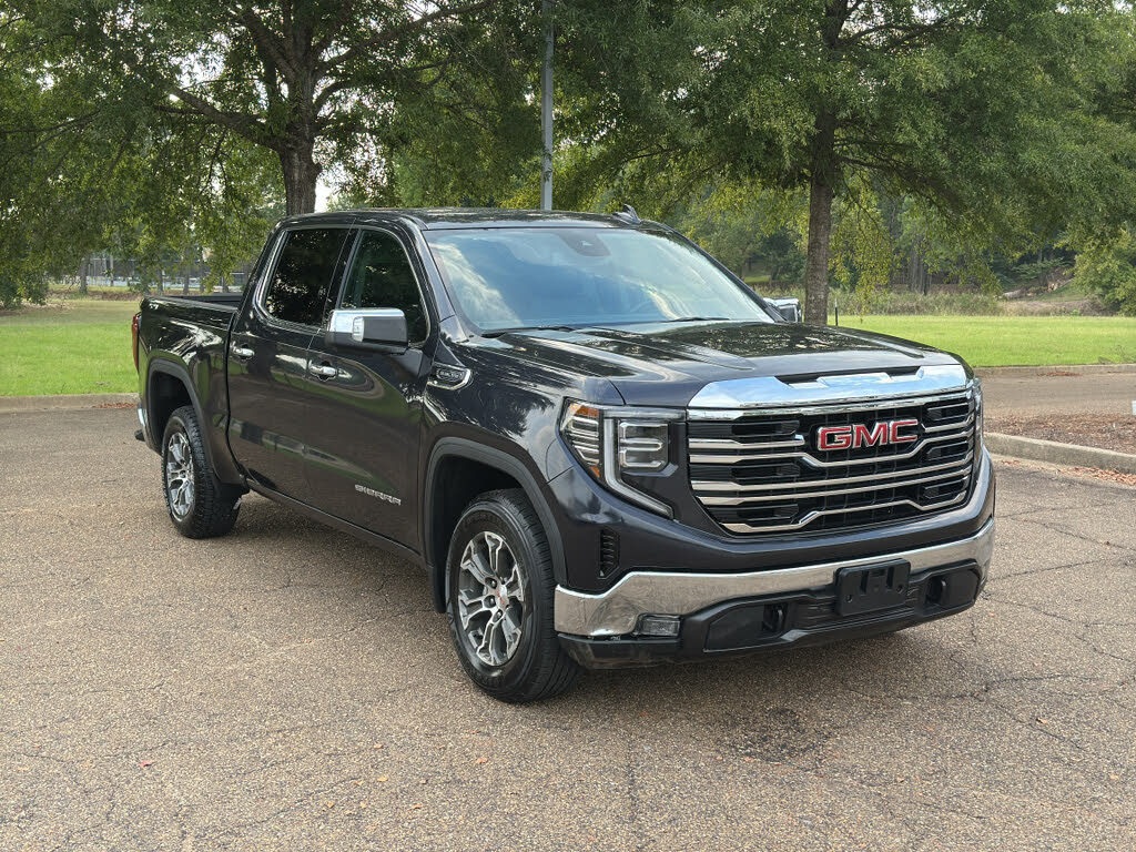 2025 GMC Sierra 1500 SLT Crew Cab 4WD