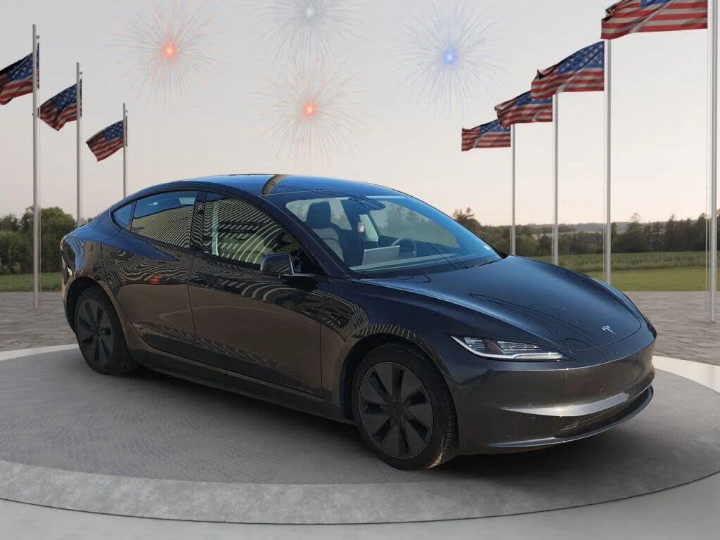 2025 Tesla Model 3 Long Range RWD