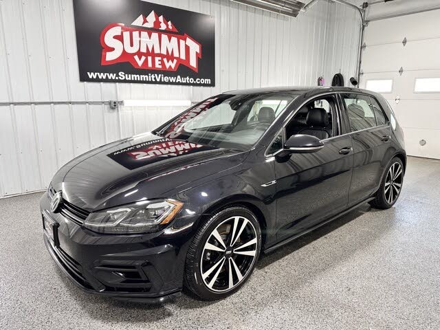2018 Volkswagen Golf R 4-Door AWD