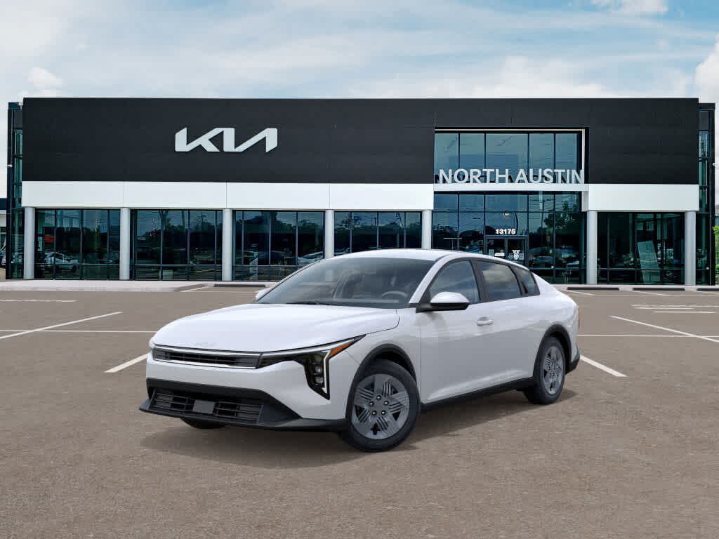 2025 Kia K4 LX FWD