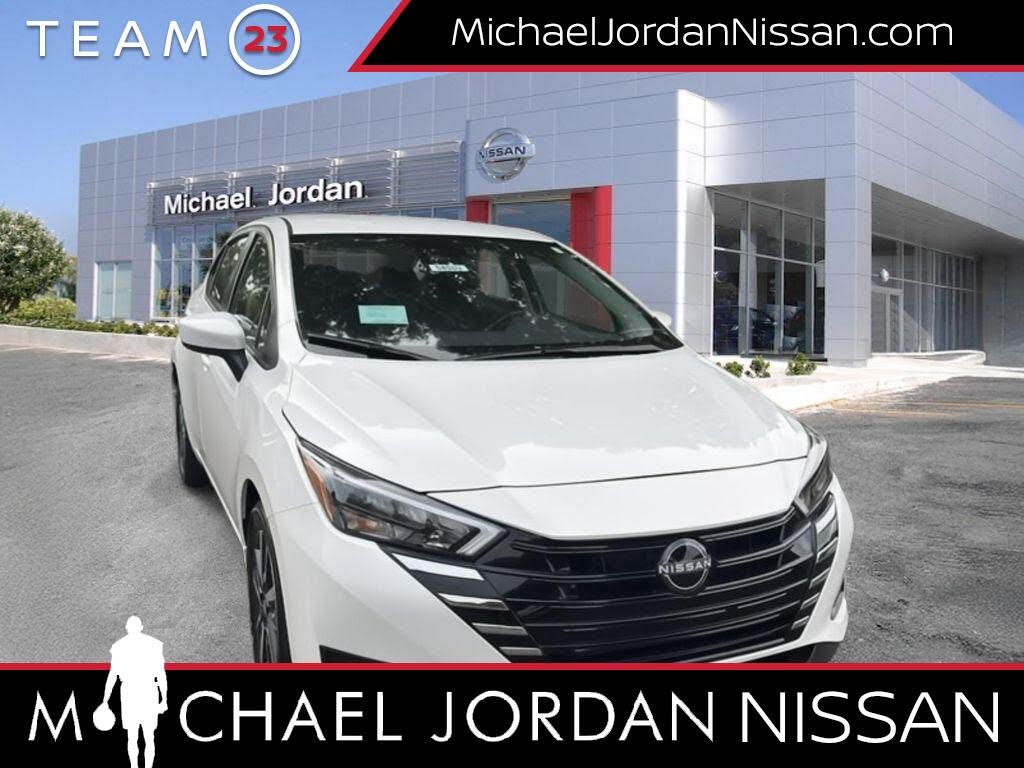 2025 Nissan Versa SV FWD