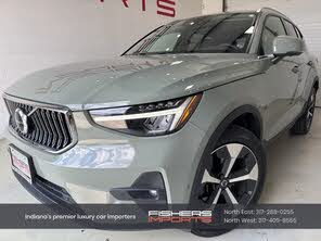Volvo XC40 B5 Plus Bright Theme AWD