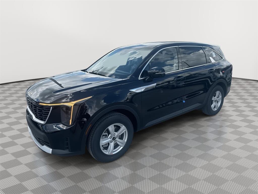 2026 Kia Sorento LX FWD