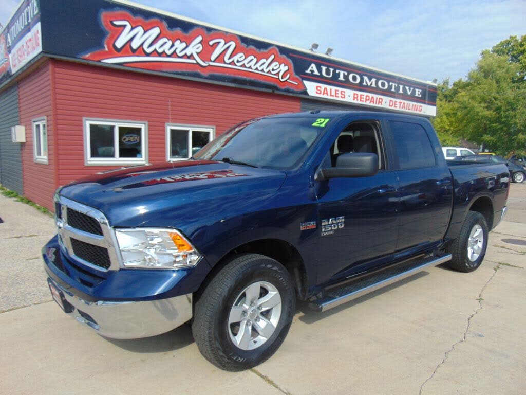 2021 RAM 1500 Classic SLT Crew Cab 4WD