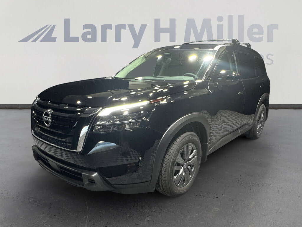 2025 Nissan Pathfinder SV FWD