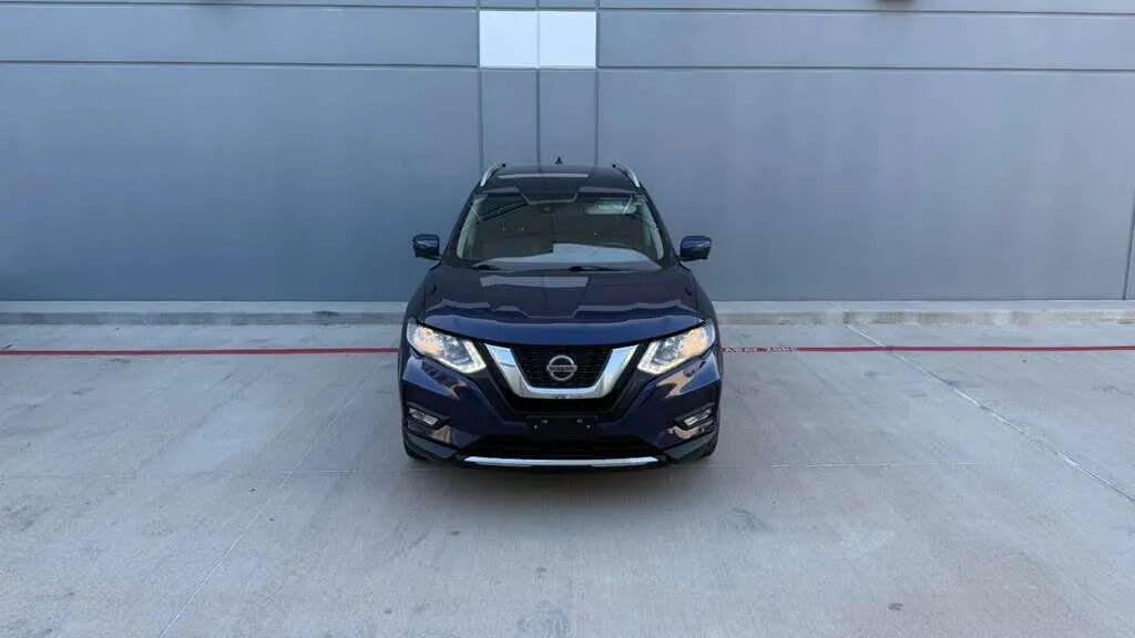 2019 Nissan Rogue SV FWD