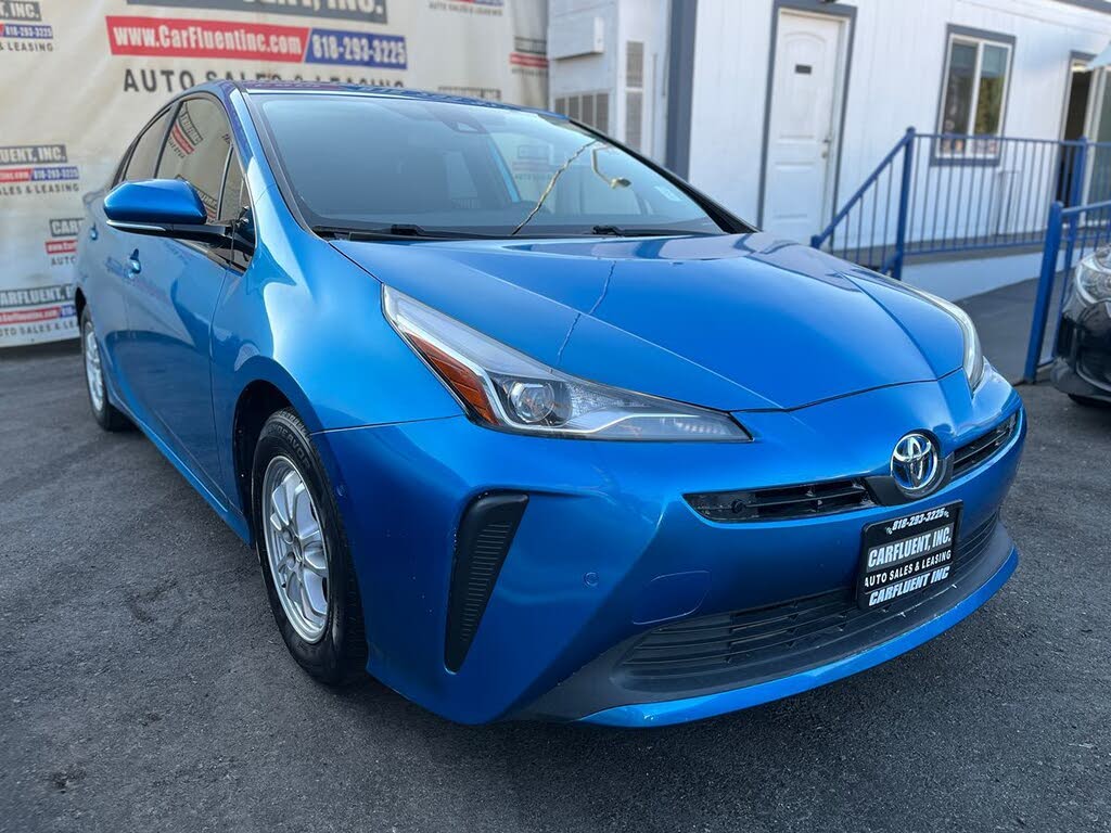2019 Toyota Prius L Eco FWD