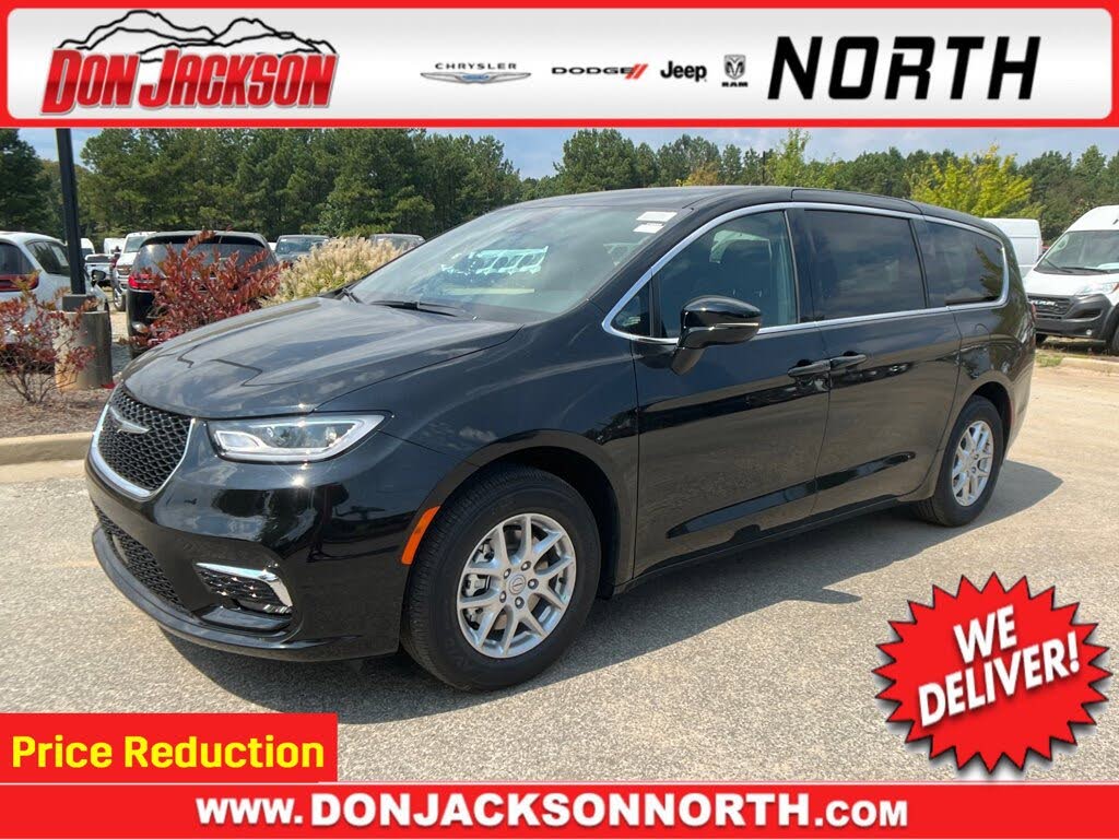 2026 Chrysler Pacifica Select FWD