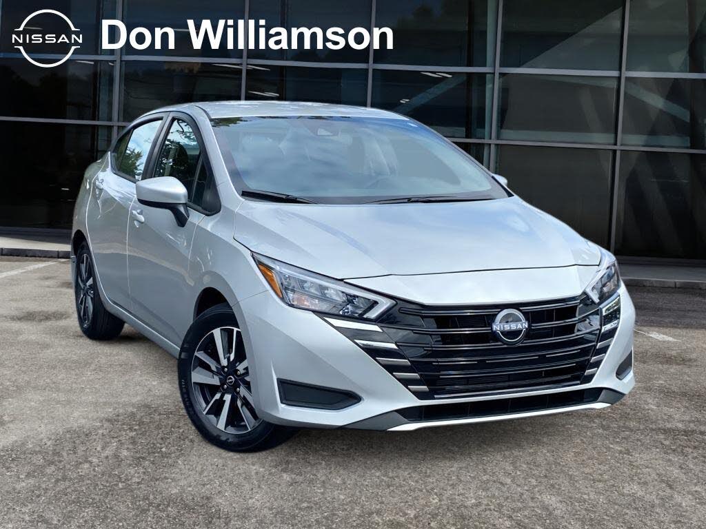 2025 Nissan Versa SV FWD