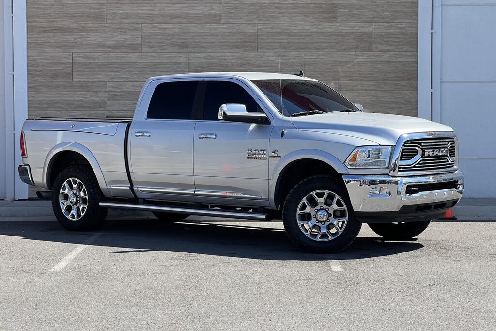 2017 RAM 2500 Limited Crew Cab 4WD