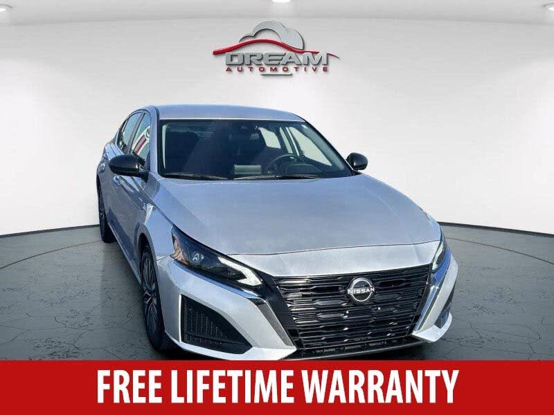 2024 Nissan Altima 2.5 SV FWD