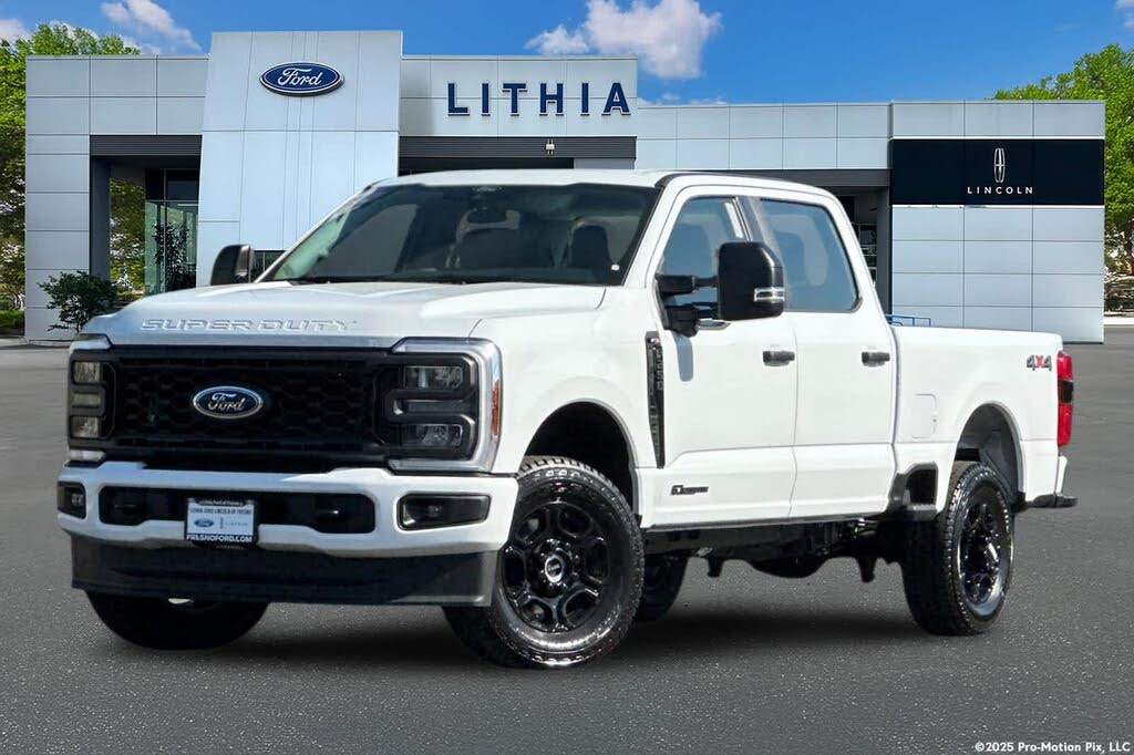 2026 Ford F-250 Super Duty XL Crew Cab 4WD