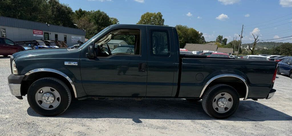 2005 Ford F-250 Super Duty XL Extended Cab RWD