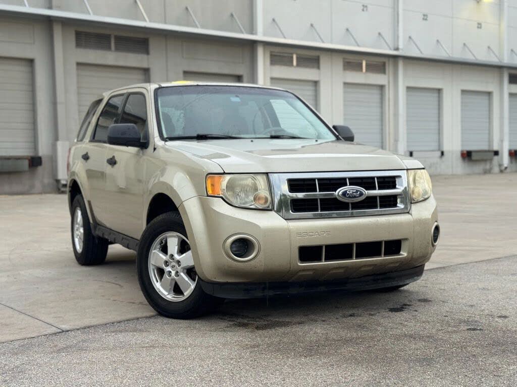 2011 Ford Escape XLS FWD