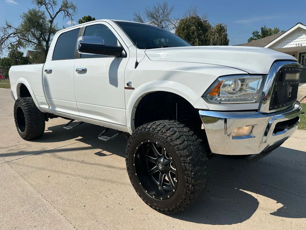 2014 RAM 2500 Laramie Crew Cab 4WD