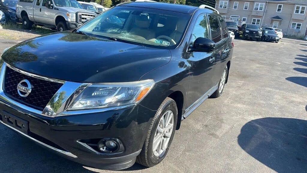 2015 Nissan Pathfinder SL 4WD