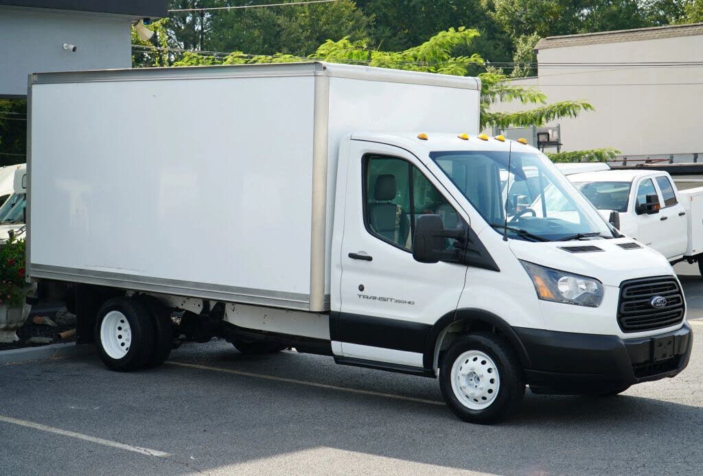 2019 Ford Transit Chassis 350 HD 9950 GVWR 156 DRW RWD