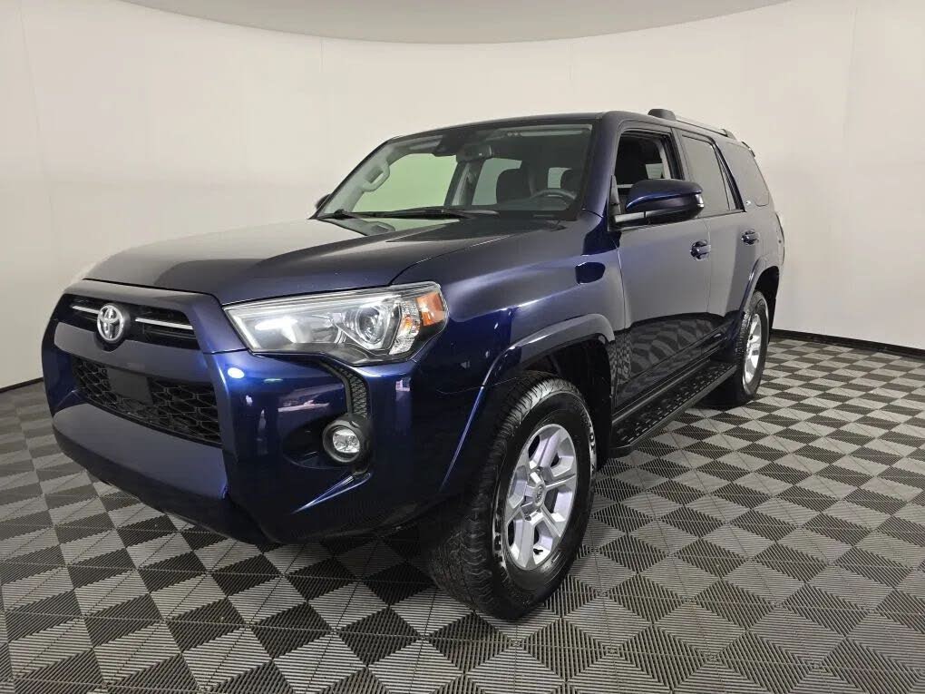 2024 Toyota 4Runner SR5 4WD
