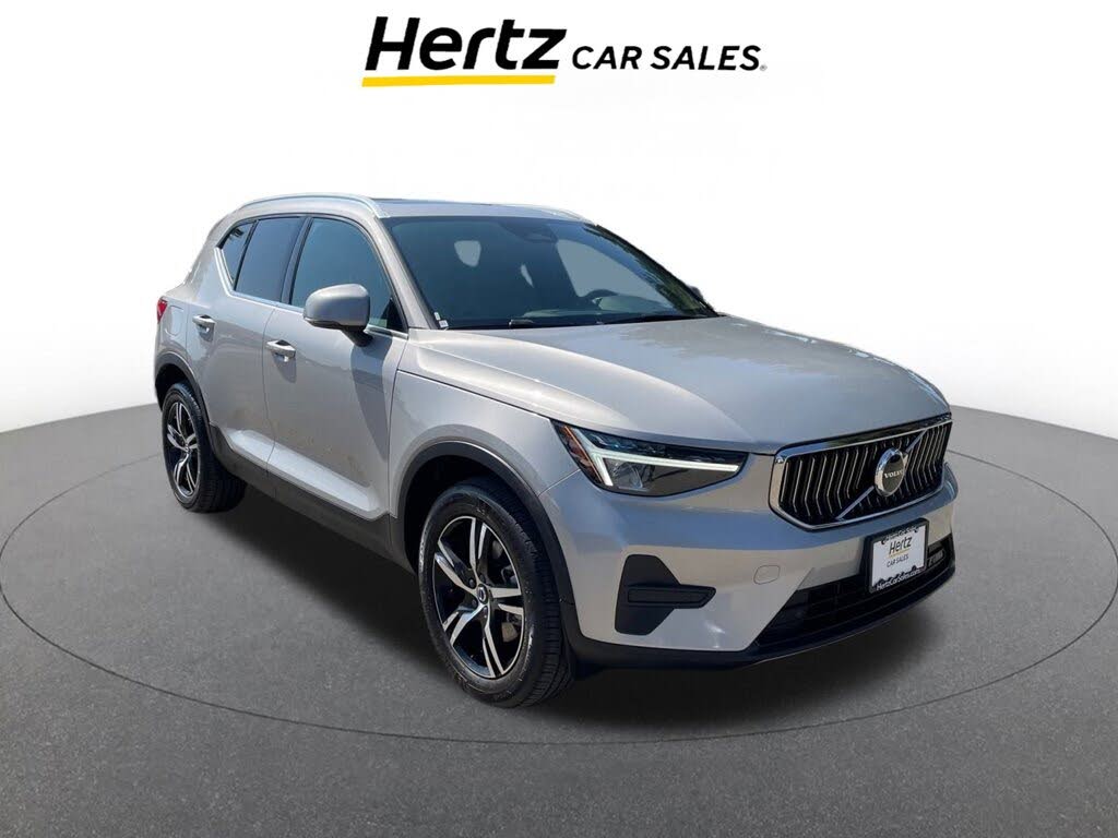 2024 Volvo XC40